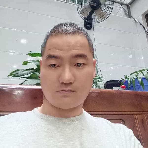 福建35岁单身帅哥真诚找对象-江西征婚相亲网