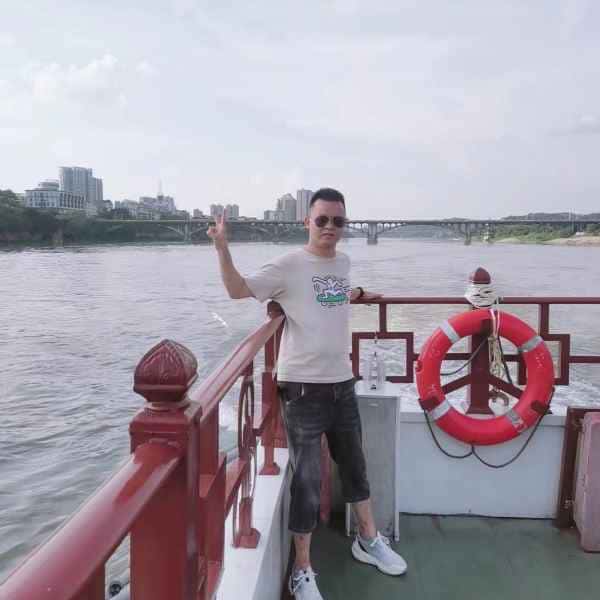 四川27岁单身帅哥真诚找对象-江西征婚相亲网