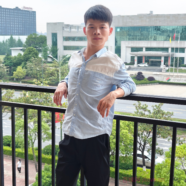 湖南28岁单身帅哥真诚找对象-江西征婚相亲网