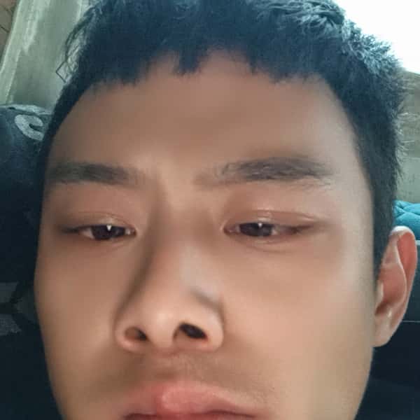 湖北23岁单身帅哥真诚找对象-江西征婚相亲网