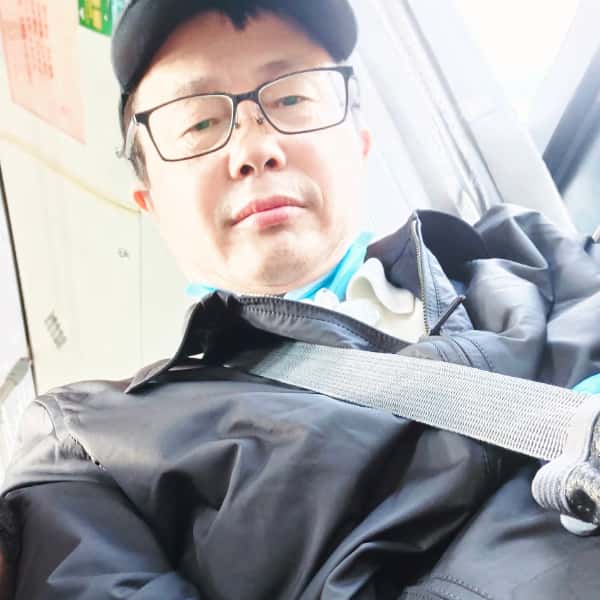 上海56岁单身帅哥真诚找对象-江西征婚相亲网