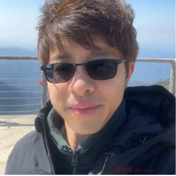 上海32岁单身帅哥真诚找对象-江西征婚相亲网